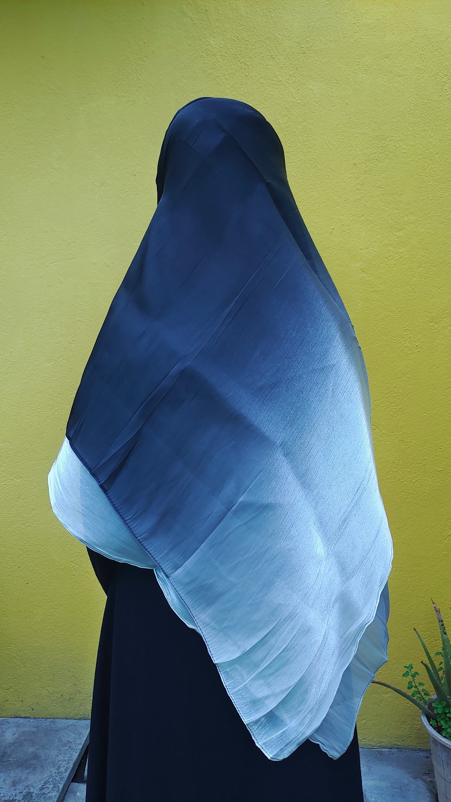 Organza Ombre Hijab – Midnight Blue | Lightweight, Elegant & Flowy