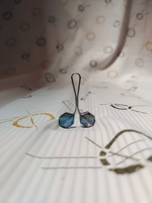Ocean Wave Drop Pin | Premium Dome-Head Loop Pins