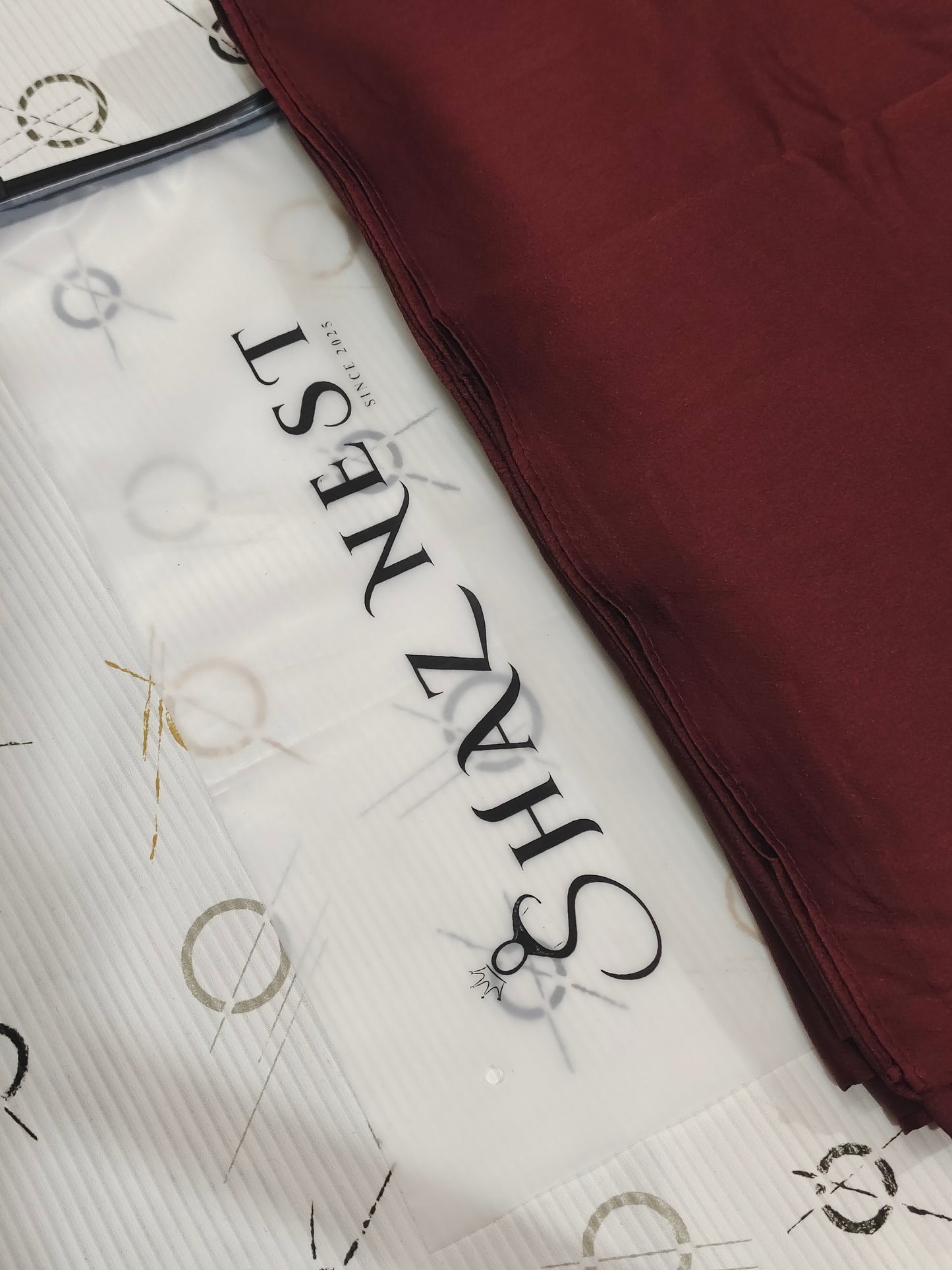 🛍️ Bubble Satin Hijab – Warm Cocoa Brown | Soft Gloss Elegant Drape (Regular Size)