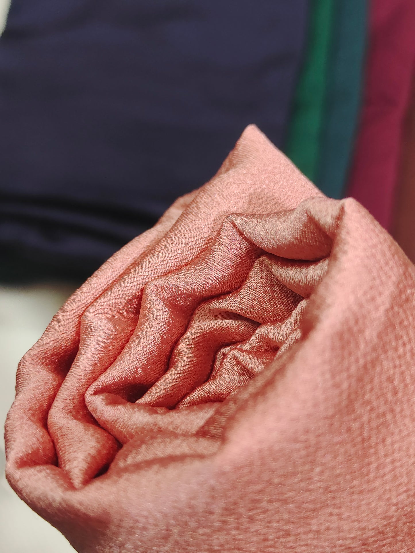 🛍️ Bubble Satin Hijab – Soft Blush Nude | Soft Gloss Elegant Drape (Regular Size)