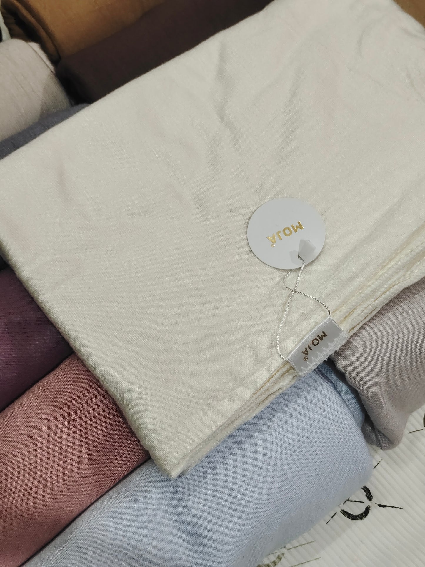 MOJA Turkey Jersey Hijab – Ivory Cream | 186 × 75 cm (1.86 m)