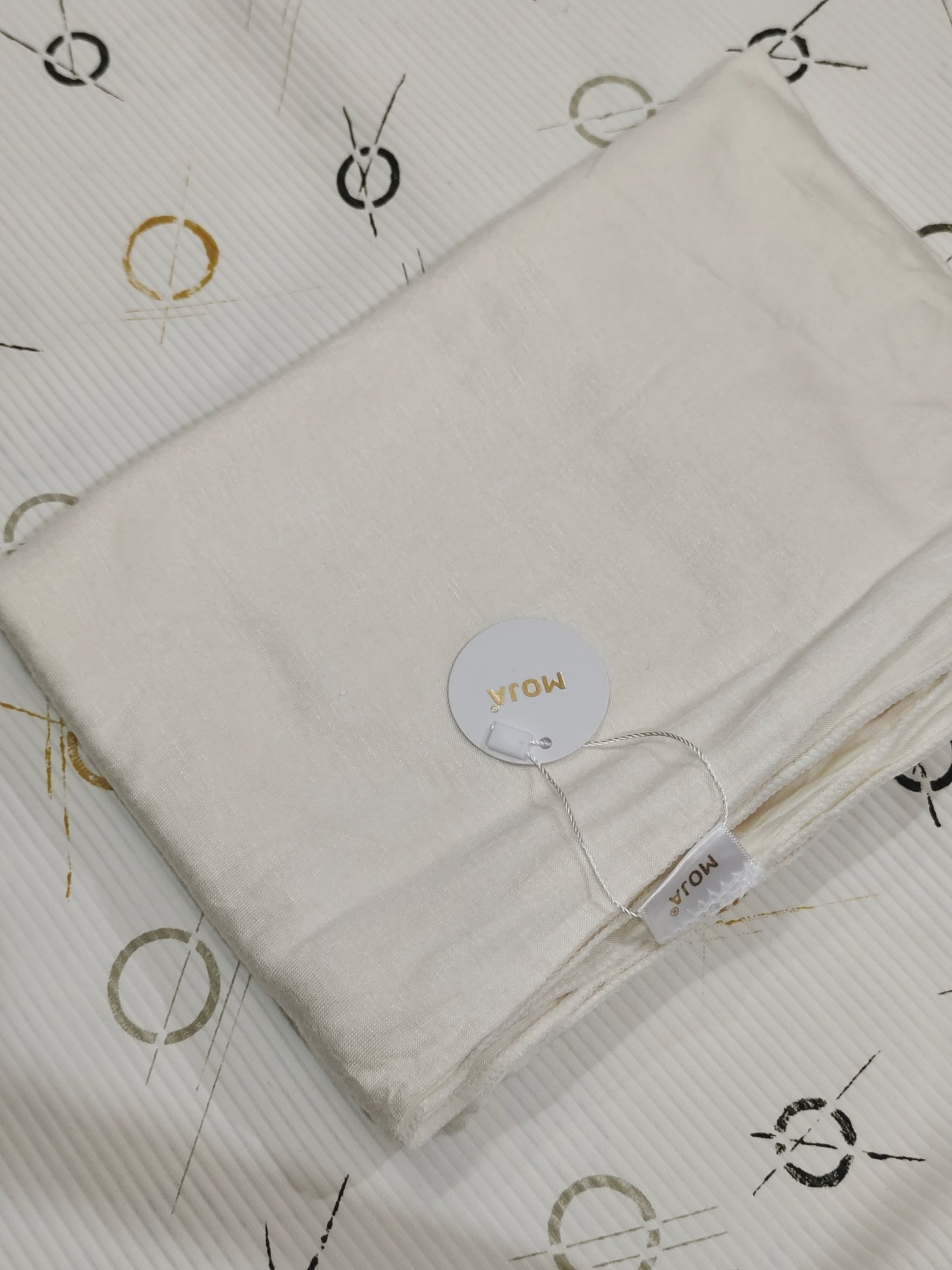 MOJA Turkey Jersey Hijab – Ivory Cream | 186 × 75 cm (1.86 m)