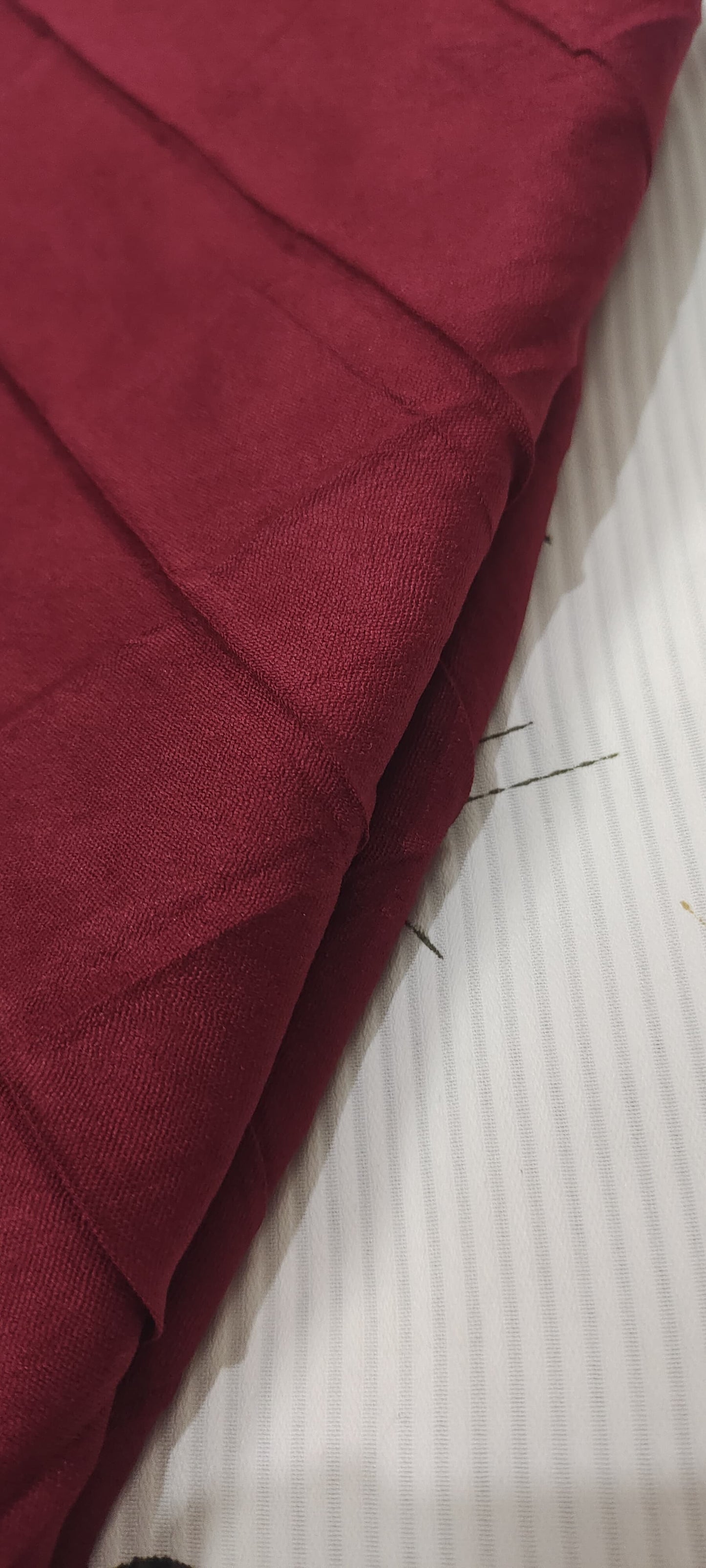 Modal Cotton Crush Hijab – 2 Meter | Royal Maroon