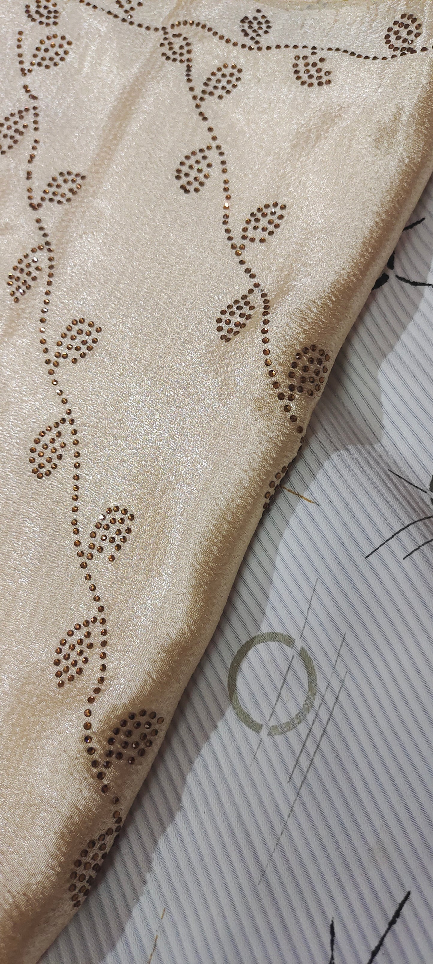 Concept Bubble Satin DMC Hijab ~Ivory Cream | Soft Satin with Elegant Fall