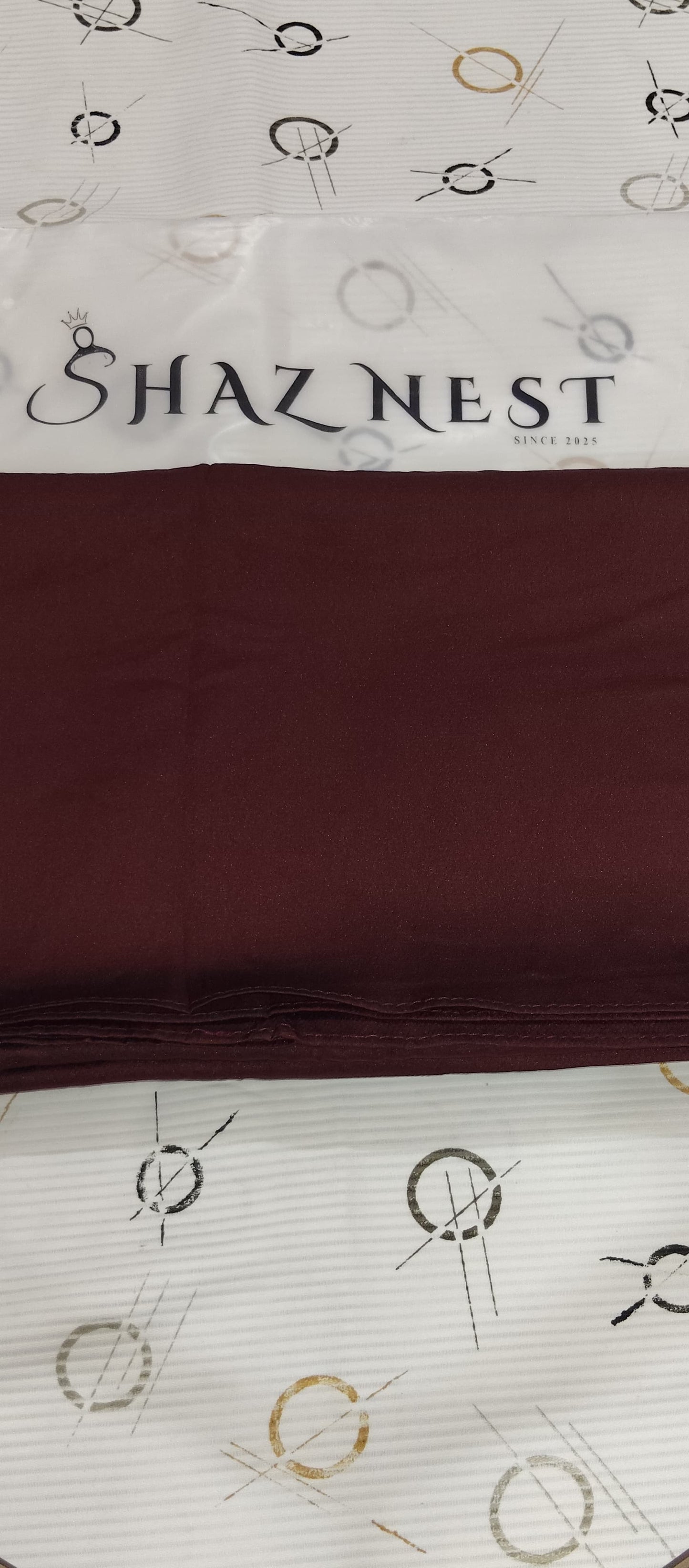 🛍️ Bubble Satin Hijab – Royal Burgundy | Soft Gloss Elegant Drape (Regular Size)