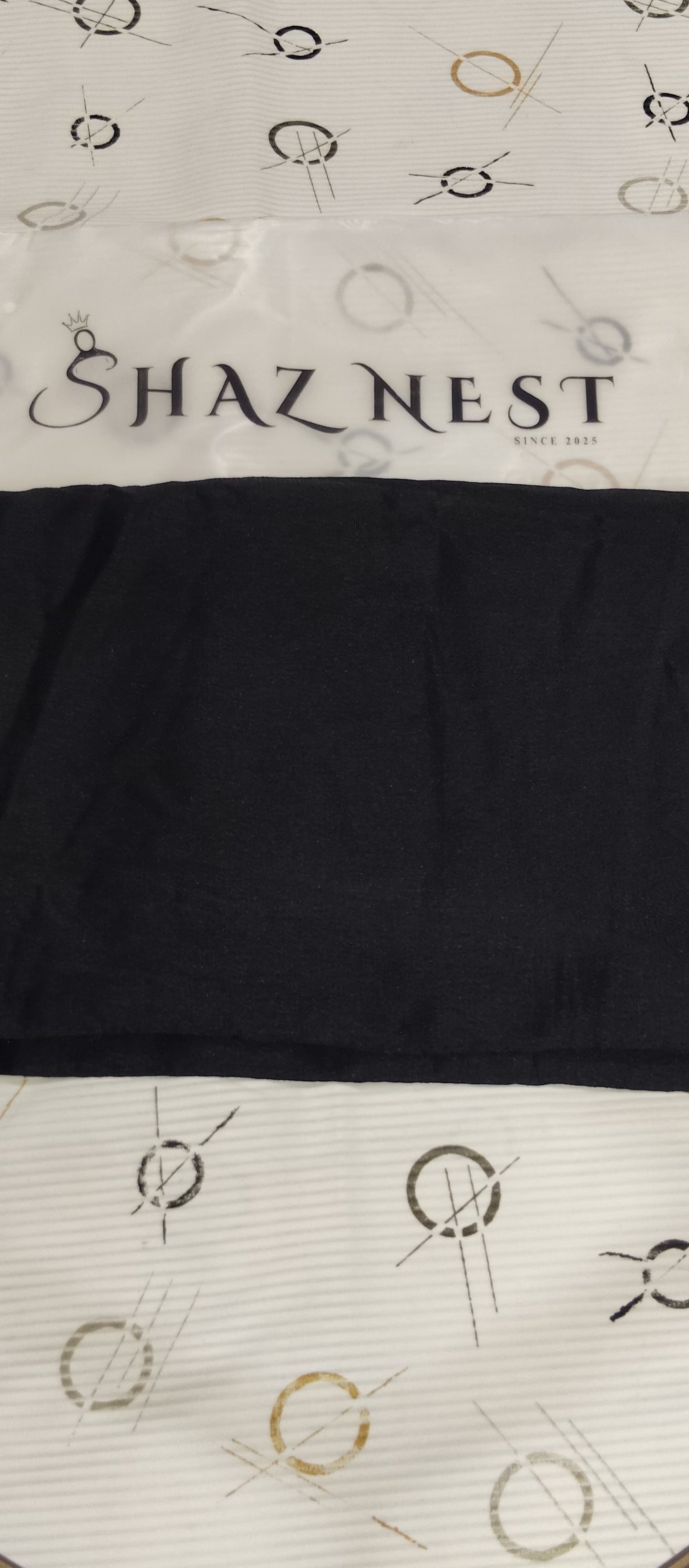 🛍️ Bubble Satin Hijab – Midnight Black | Soft Gloss Elegant Drape (Regular Size)