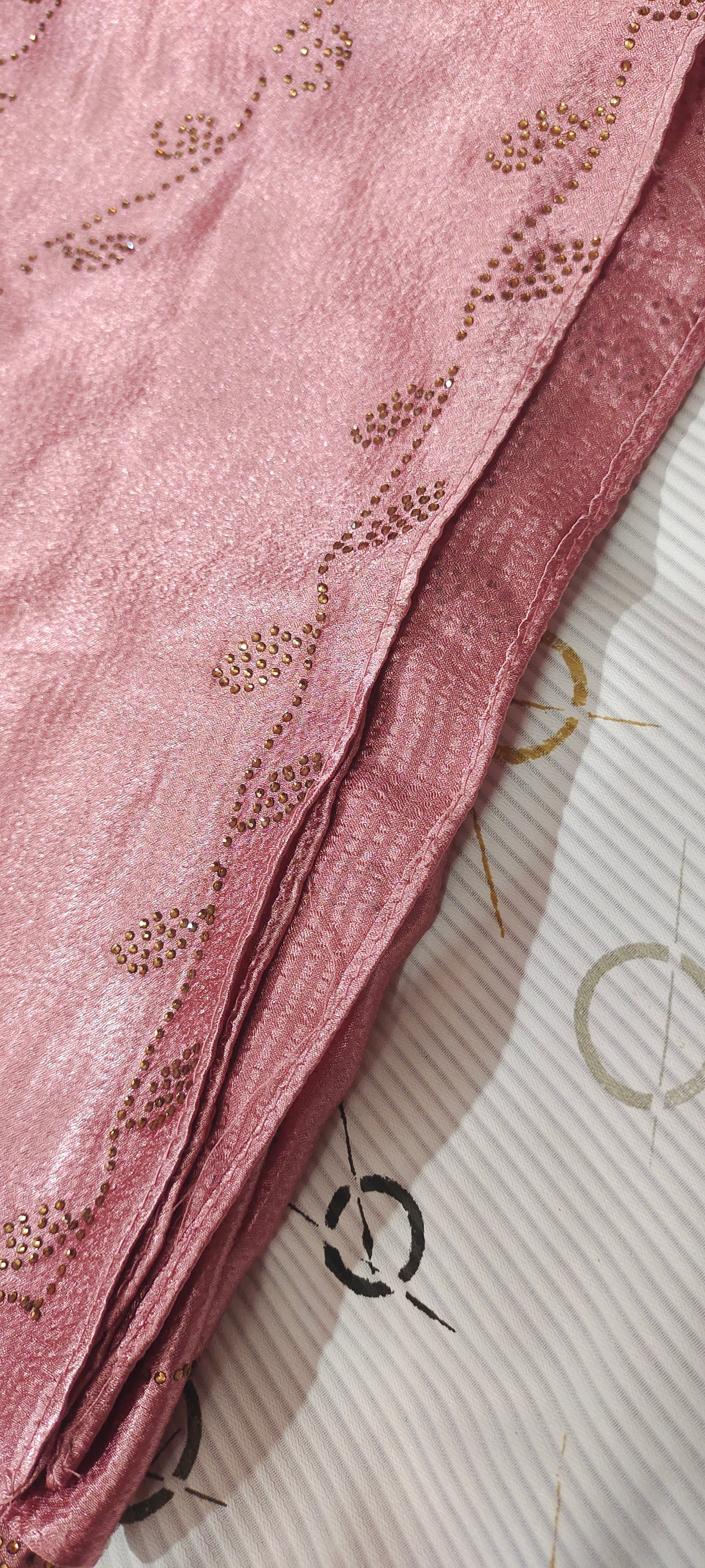 Concept Bubble Satin DMC Hijab ~Dusty Rose| Soft Satin with Elegant Fall