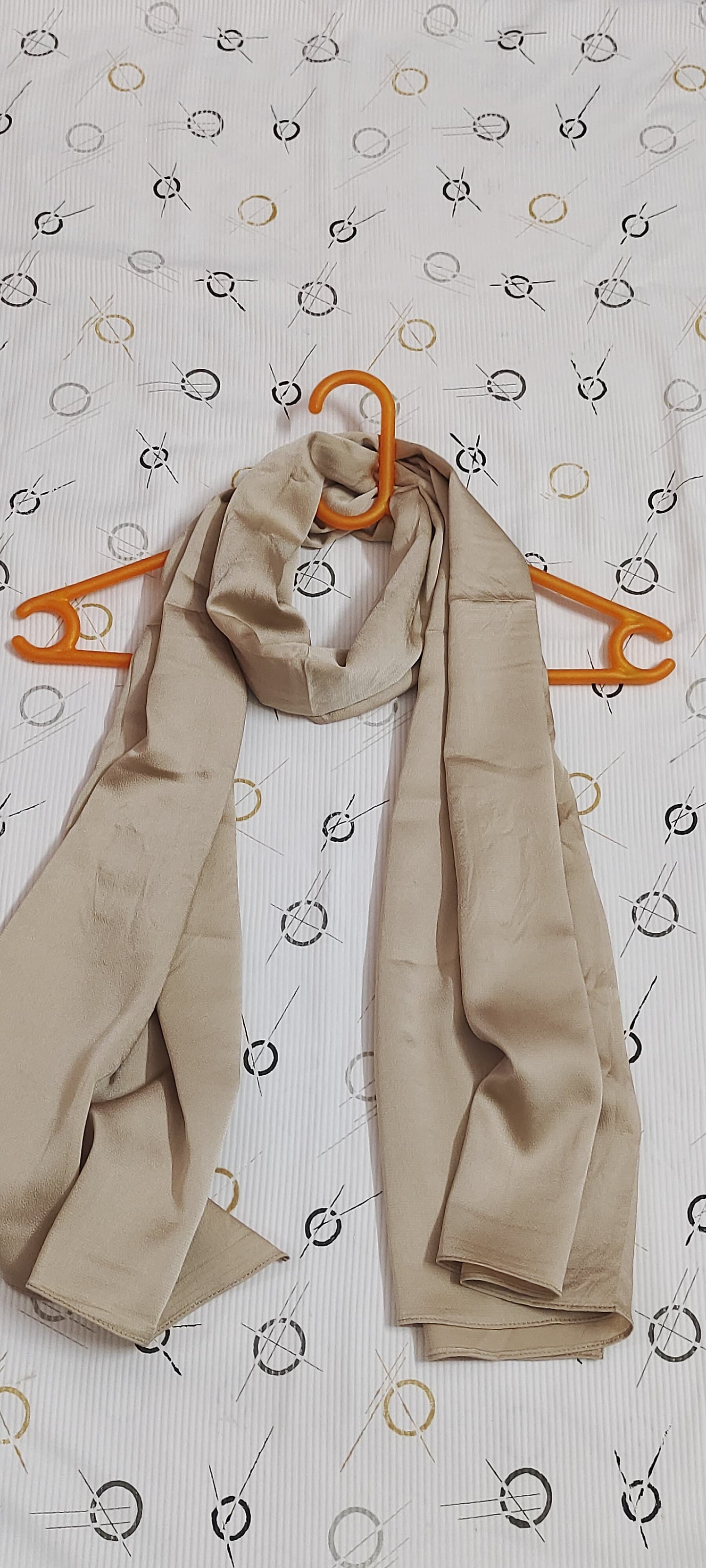 🛍️ Bubble Satin Hijab – Sand Beige | Soft Gloss Elegant Drape (Regular Size)