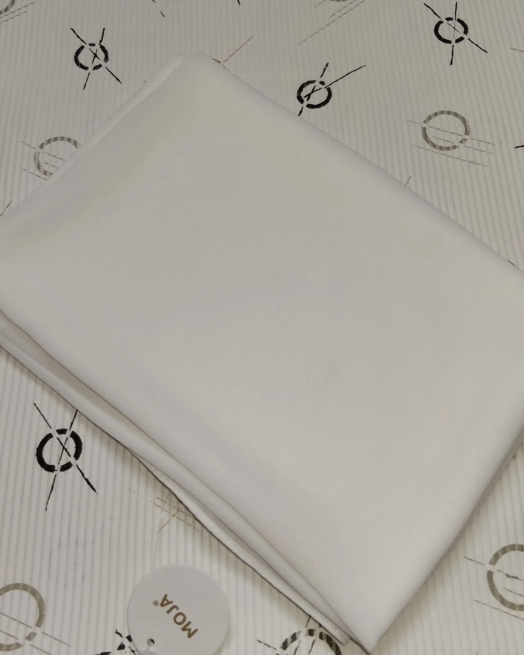 MOJA Malaysian Heavy Chiffon / Georgette Hijab – Milk White [2m Big Size]
